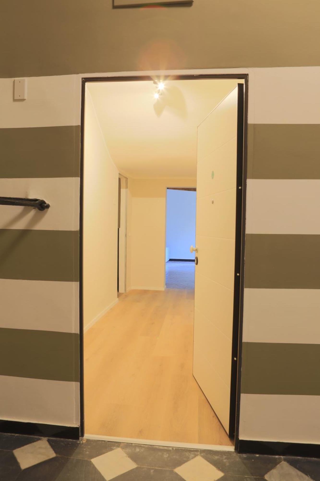 Renovated With Balcony In San Lorenzo - With Elevator Appartamento