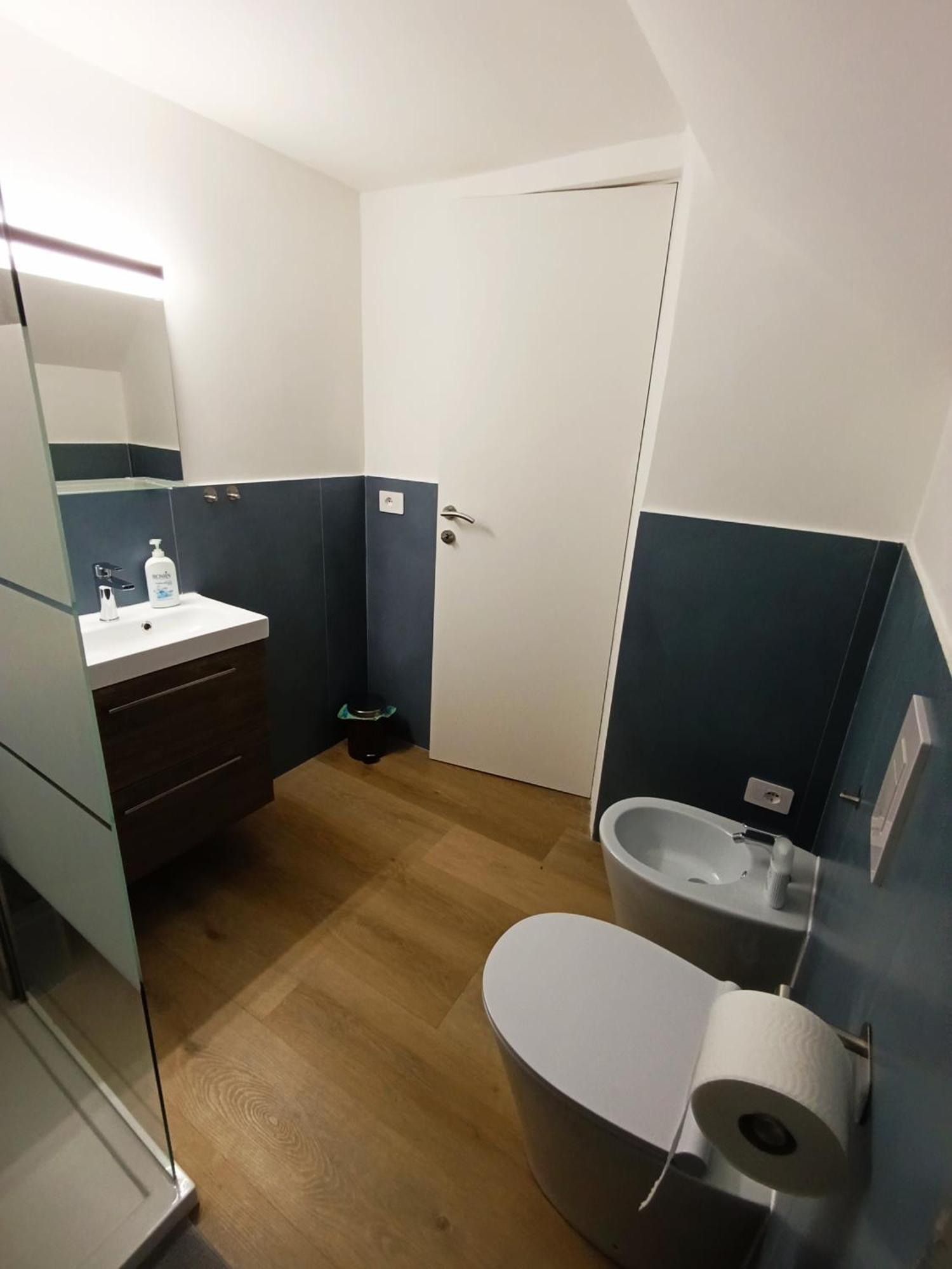 Appartamento Renovated With Balcony In San Lorenzo - With Elevator *